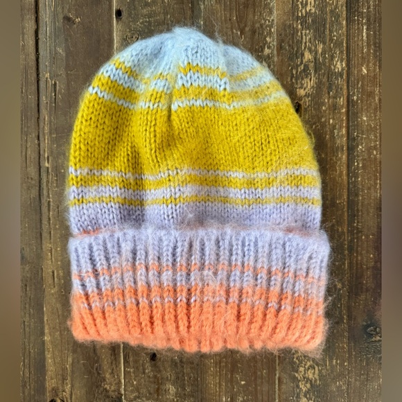 Topshop Brush Stripe Ombré Beanie - Picture 2 of 3